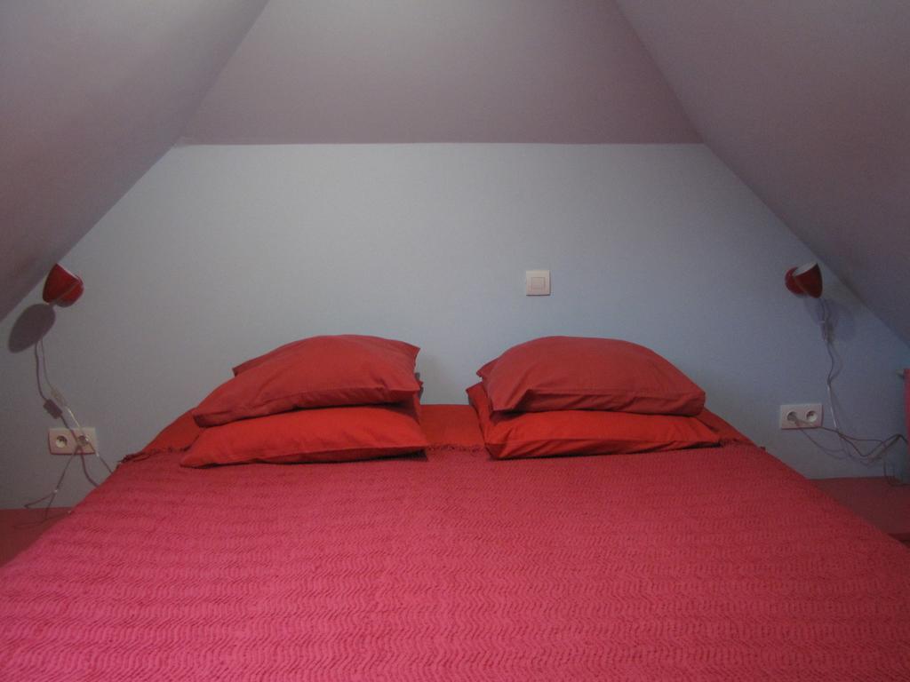 Les Camelias Apartment Le Mont-Dore Room photo